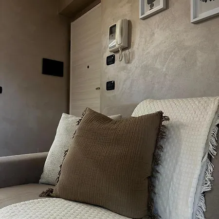 G House Апартаменты *